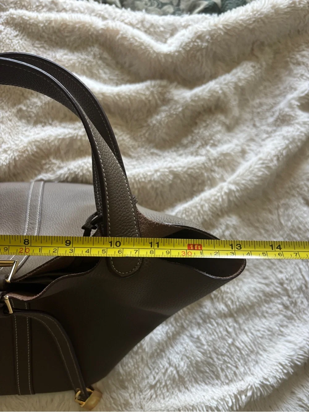 Structured luxury Taupe Pebbled Leather Tote with Gold Accent - Picture 6 of 10